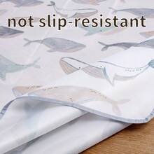 1件鲸鱼图案婴儿防溅垫，适用于高脚椅下方，可水洗防水垫，也可作脏垫和桌布使用。