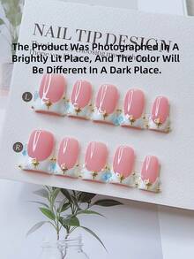 10片装Y2K风鸭嘴美甲套装 - 手工制作，粉色、白色、法式白底美甲，手绘法式白底设计，闪亮水钻和金色星星 - 适合女性和女孩，派对、婚礼、日常佩戴，DIY美甲，美甲套装，包含工具包。鸭嘴美甲。短款美甲。短款美甲贴片。手工亚克力美甲贴片。假指甲。美甲用品 - 彩色 - 查看 4