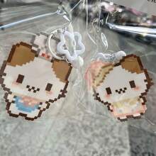 Mặt dây chuyền hình mèo pixel dễ thương, thích hợp để trang trí phòng, ba lô, móc khóa, phụ kiện túi xách, trang trí nhà cửa. Thiết kế đáng yêu, vẻ duyên dáng tinh nghịch, trang trí nhẹ nhàng, bền bỉ, mặt dây chuyền phẳng, dành cho người sưu tầm, người yêu thích sự dễ thương. - Nhiều màu - Xem 6