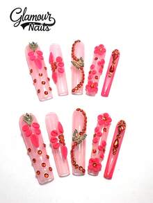 متعدد الألوان