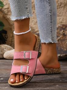 Màu be nhẹ nhàng, cảm giác thoải mái, thiết kế khóa đôi thời trang dễ dàng điều chỉnh, đế giày mềm mại mang lại cảm giác như đang đi trên mây, cực kỳ thoải mái khi mang hàng ngày, khi thư giãn tại nhà. Có sẵn màu hồng, đen và xanh dương để lựa chọn. - Hồng - Xem 4