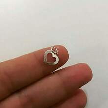 Pingente Coração vazado Pequeno em Prata 925 - Prata - Visão 2