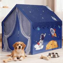 خيمة منزلية للحيوانات الأليفة ذات موضوع الفضاء للكلاب والقطط الكبيرة والمتوسطة الحجم، مأوى داخلي فسيح للحيوانات الأليفة مع بابين وشباك قابل للتهوية، بنمط جميل لرائد الفضاء والصاروخ، كهف أليف مريح يناسب أكثر من حيوان أليف