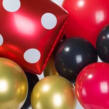 130pcs Casino-Themed Balloon Wreath Set,Includes Exploding Stars, Dice, Crown Foil Balloons, And Black, Red, And Gold Latex Balloons. It's Perfect For Birthday Parties, Casino Royal Parties, Bachelor/Bachelorette Parties, Anniversary Celebrations, And Las Vegas-Themed Parties.