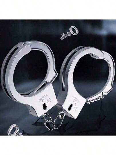 Realistic Silver Plastic Handcuffs - Realistic Costume Accessory Without Batteries, Suitable For Halloween Parties, Events And Role-Playing - Lightweight And Easy To Use