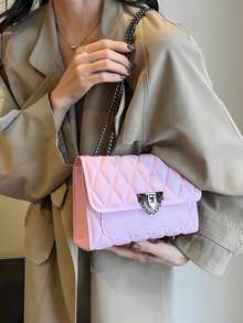 Vintage-Inspired Quilted Crossbody Bag With Chain Strap & Turn-Lock Closure - Structured Mini Square Purse In Solid Color For Underarm Shoulder Carry, Retro Style Day-To-Night Versatile Bag.This Vintage-Inspired Quilted Crossbody Bag Features A Chain Strap And Turn-Lock Closure, Designed As A Structured Mini Square Purse In Solid Color For Underarm Shoulder Carry, Perfect As A Retro Style Day-To-Night Versatile Bag. Quilted Crossbody Bag, Chain Strap Purse, Vintage Shoulder Bag, Mini Square Bag, Turn-Lock Closure, Underarm Purse, Retro Style Bag, Day To Night Bag, Structured Handbag, Solid Color Bag, Compact Purse, Versatile Crossbody, Antique Style Bag, Evening Bag, Casual Shoulder Bag, Going Out Purse, Women's Accessory.Bestseller In Multi-CompartmentWomen Shoulder Bags - 粉色 - 查看 4