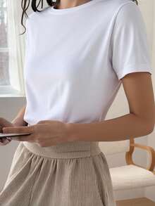 DAZY 纯色圆领修身短袖打底女式T恤 夏季学院风上衣 - 白色 - 查看 3