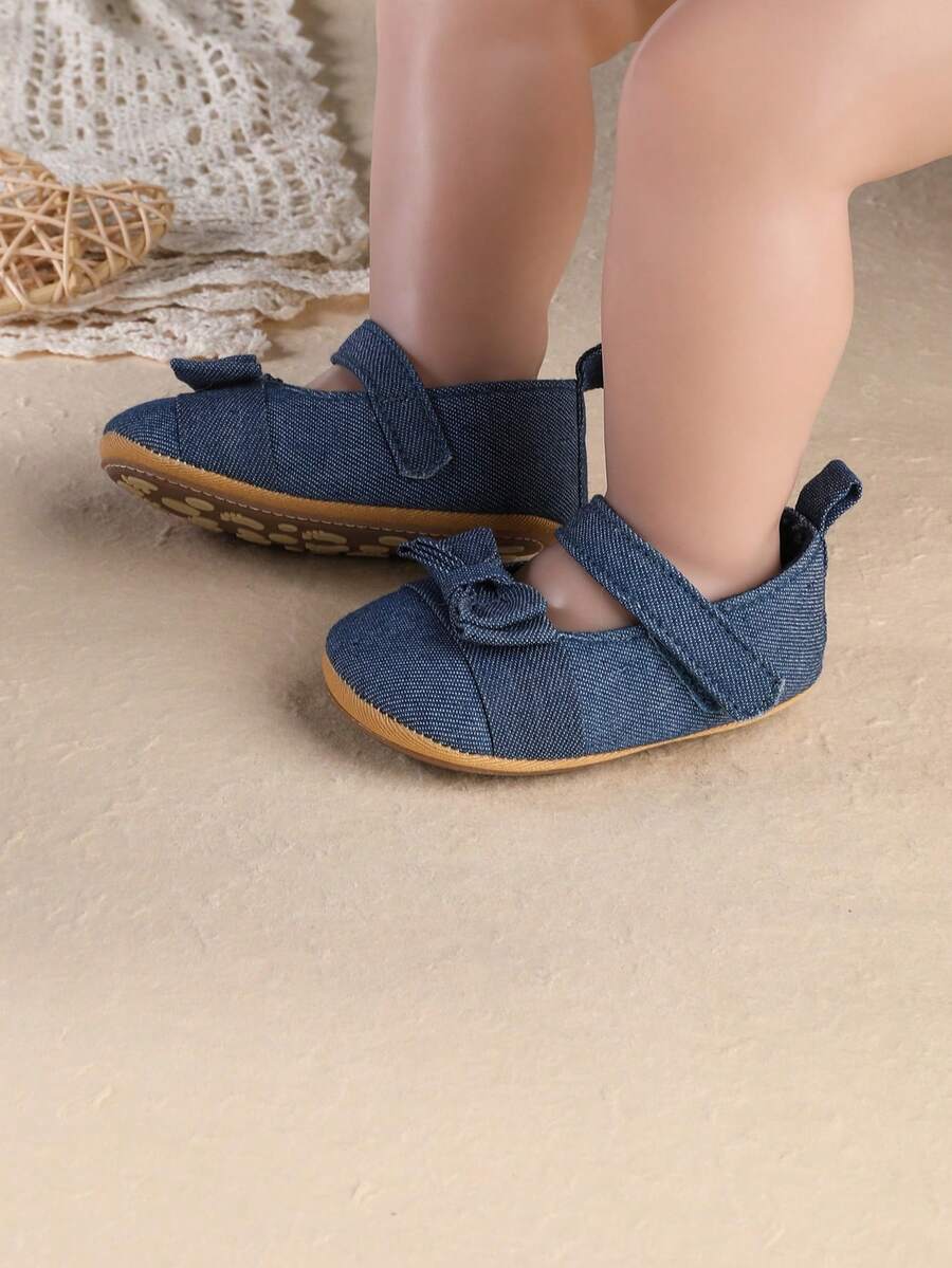 1 Pair Girls' New Bow Hook And Loop Canvas Casual Flat Shoes, Solid Color Baby Shoes Suitable For Spring & Autumn