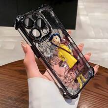 Funda para móvil con diseño de  y su impermeable amarillo. Compatible con teléfonos ,  17,  16 Pro Max,  15 Pro Max,  13 y  12. Fabricada en TPU, ofrece protección contra golpes y caídas. Un regalo encantador para fans, coleccionistas, hermanos o para Halloween. - Negro - Ver 1
