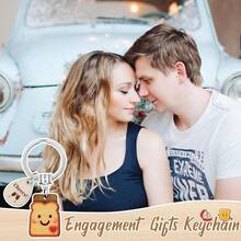 送给女性的全新开始礼物——祝酒钥匙扣，送给即将离职同事的礼物，送给新订婚夫妇的订婚派对礼物（带挂饰），送给首次购房者的乔迁礼物