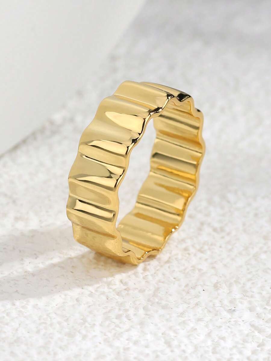 Charm-In Wave Pattern Plated Gold Smooth Metal Ring, Gold Color Women's Ring, Non-Fading, Everyday Jewelry, Fashion Ring Jewelry Gift - Gold Model 2 - View 1