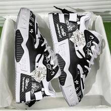 2025新款男士休闲鞋、运动鞋、休闲运动鞋。由于尺码偏小，建议选购大一码。