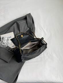 女士单肩翻盖包，柔软PU皮革，时尚优雅复古简约金属配件设计，链条肩带，适合女士、女孩、大学生、休闲、通勤等场合，黑色 - 黑色 - 查看 7