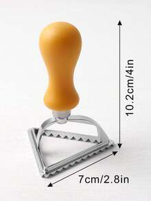 1pc Kitchen Baking Zinc Alloy Triangular Dumpling Mold With Plastic/Wood Handle, Triangular Pasta Cutter Optional