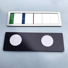 办公室门牌 6 种选项：请勿打扰、请敲门、正在开会、外出办公、远程办公、稍后回来 会议室/洽谈室隐私滑动门牌 银色 - 彩色 - 查看 7