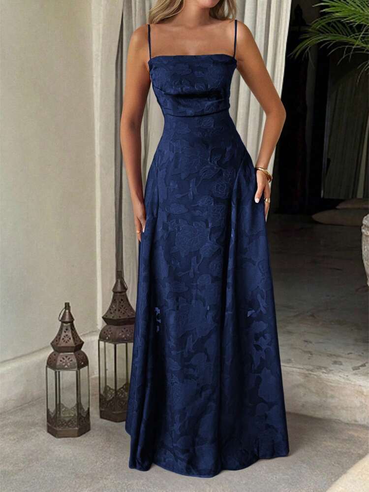 Robe en dentelle à bretelles fines et dos nu pour femmes, automne. Sexy et élégante, convient pour les vacances, les sorties, les rendez-vous, la rentrée scolaire, Noël et autres occasions - Bleu marine - Voir 5