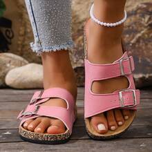 Màu be nhẹ nhàng, cảm giác thoải mái, thiết kế khóa đôi thời trang dễ dàng điều chỉnh, đế giày mềm mại mang lại cảm giác như đang đi trên mây, cực kỳ thoải mái khi mang hàng ngày, khi thư giãn tại nhà. Có sẵn màu hồng, đen và xanh dương để lựa chọn. - Hồng - Xem 15