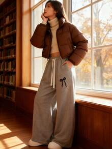 بنطلون نسائي دافئ ومريح من الفليس واسع الساق، مطرز بفيونكة جميلة | خصر عالي مع رباط، بنطلون رياضي فضفاض، مناسب للكاجوال والمنزل والموضة الشارعية في فصلي الخريف والشتاء