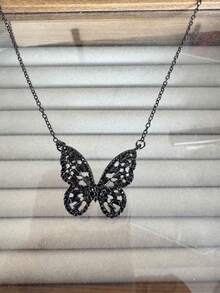 1pc Y2K Chic Gothic Style Black Crystal Hollow Butterfly Clavicle Chain Necklace, Versatile For Dates, Street Style, Parties And Daily Outfits - Black - View 7