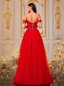 VIPGIRL New Red Off-Shoulder Fishbone Sequin Contrast Mesh Elegant Waist-Flattering Women's Formal Evening Gown - Red - View 2