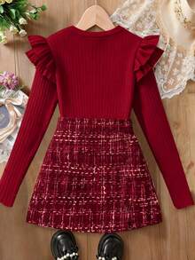 少女纯色荷叶边袖圆领长袖上衣和格子迷你裙套装