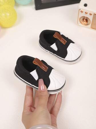 1 par bekväma slip-on-skor med mjuk botten för spädbarn, lämpliga för våren