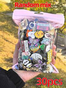 10/20/30/40/50/60/70/80/90/100枚多色混搭胸针（不重复设计），多达100枚独特的卡通、几何、标语、创意胸针，适合日常穿搭、创意派对礼物、展览、单身派对等场合，数量越多，款式越丰富，可作为鞋子、包包、服装装饰配件，是送给成人和儿童的绝佳礼物。 - 彩色 - 查看 11