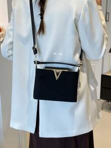 Fashionable Mini Solid Color Minimalist Metal Lock Decor PU Fabric Multipurpose Handbag - Black - View 9