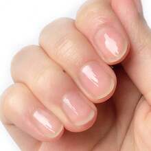 LOVCARRIE 圣诞礼物，专业级指甲硬化剂 - 瞬间增亮强韧，无需/不含紫外线灯，天然配方，不含酒精或烘烤，持久光泽，适用于脆弱、易断裂指甲的指甲强化剂