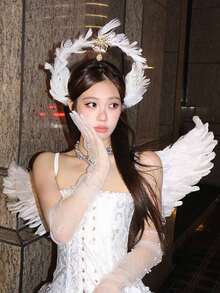 一套白色天使仙女翅膀羽毛双层发带套装，节日派对服装配饰，女士服装套装道具，发饰，舞台表演服装道具，情人节派对角色扮演婚礼羽毛翅膀道具 - 彩色 - 查看 1