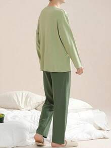 AICJ Bộ đồ ngủ nam 2 món, kiểu dáng rộng rãi, màu trơn, gồm áo cổ tròn và quần, thích hợp cho mùa xuân, thu, đông, ấm áp và thoải mái khi mặc ở nhà. - màu xanh lá - Xem 2