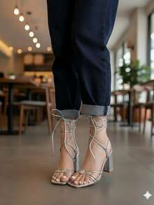 Sandalias negras de tacón grueso con punta cuadrada y cordones para mujer Elegantes sandalias negras de tiras con tacón de bloque y lazo en el tobillo Elegantes sandalias de tacón con cordones y punta cuadrada abierta para mujer - Plateado - Ver 2