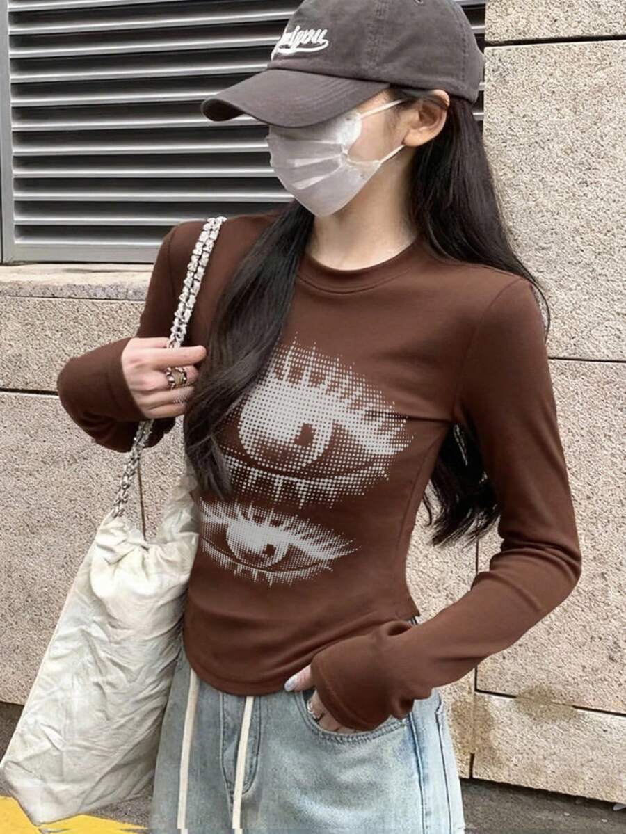 女款圓領長袖T恤,春秋新款眼睛圖案印花,美式辣妹風,時尚休閒百搭短版修身上衣 - 棕色 - 查看 1