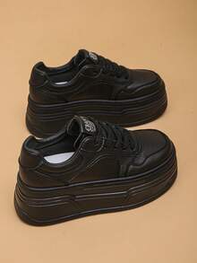 Zapatillas con plataforma para mujer, deportivas de unicolor con cordones y estampado de letras, adecuadas para todas las estaciones - Negro - Ver 7