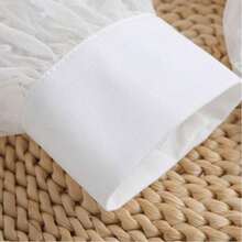 1对时尚优雅蕾丝镂空花卉袖口