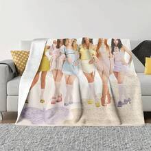 1pc Katseye Team Photo Flannel Blanket - Soft & Cozy All-Season Throw With Vibrant Member Photos, Machine Washable, Perfect For Bed, Sofa, Or Bedroom Decor, Ideal Christmas Gift For Fans, Fan Merchandise, Contemporary Style, Durable Fabric, Katseye, Katseye Merch, Daito Sasaki, Mint Color Interior Accessories, Plaid For Sofa, Deka-280gsm - 彩色 - 查看 10