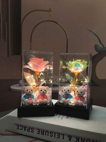 1件永生花礼品，适合圣诞节、母亲节、毕业典礼等场合，塑料包裹玫瑰花，可送给妻子、妈妈，也适合情人节、生日、周年纪念日等节日，家居装饰氛围灯。