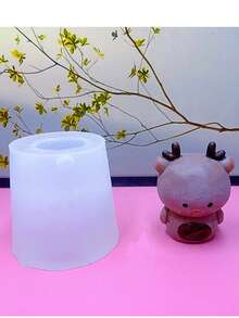 1pc Cute Bear Shaped Silicone Candle Mold DIY Animal Bear Aroma Stone Plaster Diffuser Home Decor Silicone Mold - White - View 3