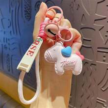 1个多色创意原创卡通马年钥匙扣，心形小马手机包挂件，汽车钥匙链，学生礼物饰品，适合朋友、情侣、日常使用