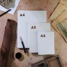 300克/25张粗纹理水彩棉纸，高品质手工素描棉纸，绘画纸，手工粗纹理散页，| 棉布 | 毛边，适合初学者、大学生和艺术家，也适用于剪贴簿和婚礼请柬。 - 白色 - 查看 3