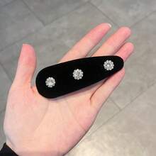 1个女士超闪亮水晶水滴发夹，水晶几何超闪亮水晶黑色天鹅绒发夹，奢华感十足，精致别致，适合外出佩戴 - 黑色 - 查看 4