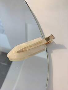 2个装小巧便携防滑发夹，适合居家女孩和美发沙龙使用，无缝发夹，刘海夹，发饰，化妆夹，鳄鱼夹，侧夹，发夹，化妆夹，直发夹，女孩滑板夹，边缘夹，鳄鱼夹，鳄鱼夹，女孩发夹，甜美刘海夹，鳄鱼夹，发饰，爪夹，发夹，发卡，头部饰品，发夹 - 2pcs白色髮夾 - 查看 3