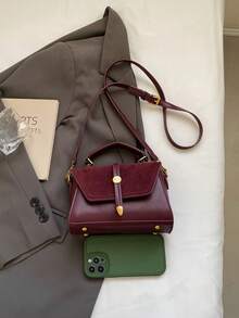 2025 New Vintage Small Square Bag, Burgundy Deer Skin Patchwork PU Handbag & Shoulder Bag With Metal Buckle, Versatile For Young Professional Women, Students, Vintage Lovers, Suitable For Commuting, Daily Use, Dating, Shopping, Wallet, University, Work, Business, Commuting, Outdoor Activities, Travel And Picnics - Red - View 12