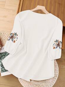 Plus-Size Women's Embroidered Multi-Functional Casual Top, Spring/Summer Shirt - 白色 - 查看 5