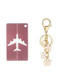 Conjunto de 2 etiquetas de bagagem com chaveiros de flores e 26 letras do alfabeto para facilitar a identificação da sua mala. Permitem adicionar um cartão de nome. Multifuncionais, essas etiquetas podem ser coladas em malas, mochilas, bolsas esportivas, bolsas de câmera, bolsas de mão, etc. Adicionam estilo e resolvem problemas de identificação durante a viagem. Práticos para encontrar rapidamente itens essenciais de viagem. Ideais para mochilas, bolsas, malas, etc.