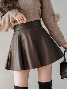 新款秋冬高腰显瘦皮裙，女士A字短款百褶裙