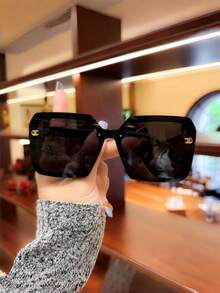 一副复古欧式大方黑色时尚眼镜，高品质金属铰链，女士眼镜，适合日常佩戴、海滩和街头摄影、旅行、户外配饰、服装配饰、女士配饰 - 彩色 - 查看 4