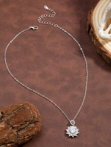 1 pieza Exquisito y elegante collar de lujo con colgante de copo de nieve geométrico brillante - Plateado - Ver 4