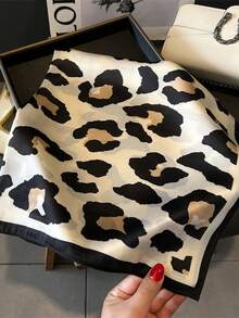 1pc Spring/Autumn New Fashion Leopard Print Scarf, Women's Faux Silk Neckerchief, Lightweight Decorative Neck Wrap - Item 5 - View 5