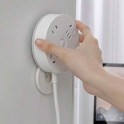 壁挂式插座支架 - 免钻孔设计，带插槽，白色塑料电源板盖，节省空间的开关面板插座架，易于安装（兼容欧标插头），实用挂钩